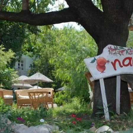 Narlı Oda ve Kahvaltı *